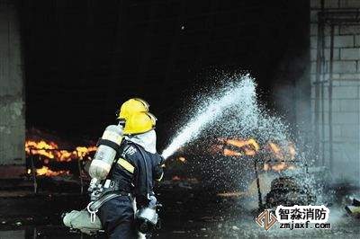 消防器 消防器